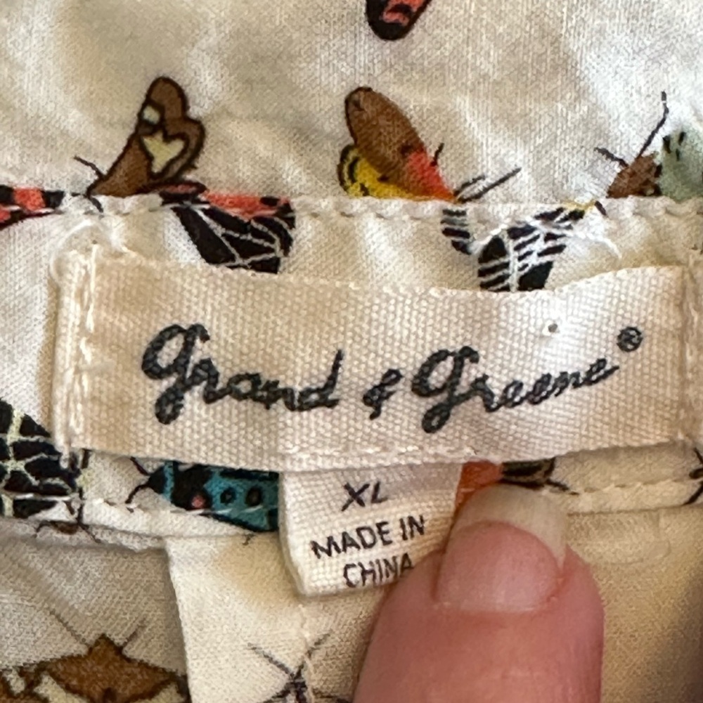 Grand & Greene | Butterfly/Moth Novelty Print Button Down Shirt, XL - Picture 5 of 9